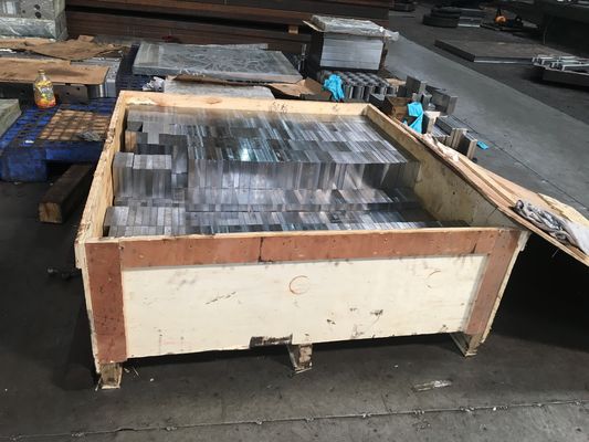 SKD61高い硬度の鋼板52-56 HRC熱い仕事の工具鋼